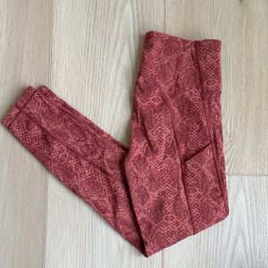 Athleta Ultimate 7/8 Tight Leggings